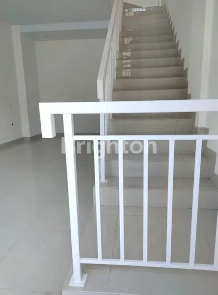 image RUKO SIAP PAKAI HYPE COMMUNITY COMPLEX ANGGREK LOKA (3)