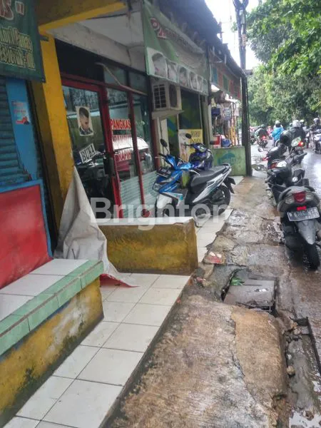LAHAN UNTUK USAHA DI JALAN RAYA TANAH BARU