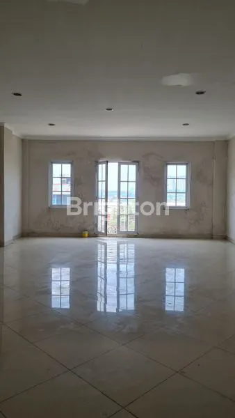 image 5 RUKO 3 LANTAI  DI JALAN RAYA SERPONG (6)