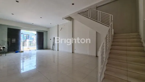 image 5 RUKO 3 LANTAI  DI JALAN RAYA SERPONG (3)