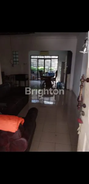 image DISEWAKAN RUMAH CLUSTER FAVORITE KOTA WISATA CIBUBUR (2)