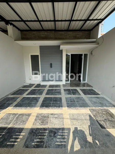 image DIJUAL 2 UNIT RUMAH NEW GRESS DI RUNGKUT ASRI UTARA  (2)