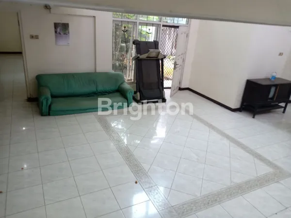 image RUMAH 2 LANTAI AREA BHASKARA MULYOSARI DEKAT PAKUWON CITY, ITS (2)