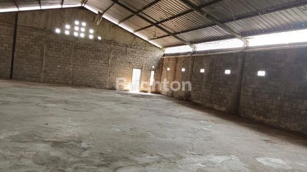 image GUDANG DAN TANAH COCOK BUAT USAHA DI CICALENGKA (7)