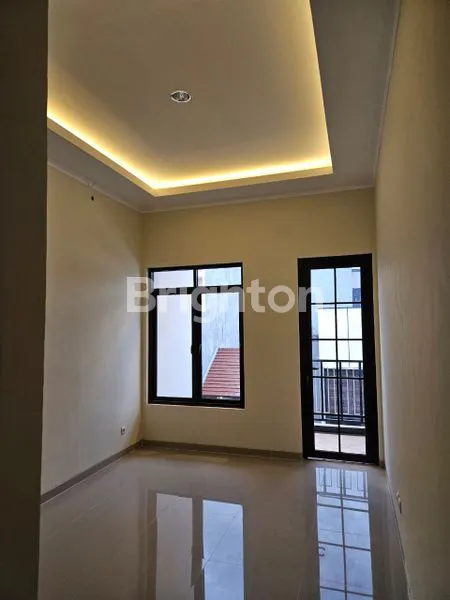 image RUMAH BARU TAMAN RATU DURI KEPA JAKARTA BARAT (5)