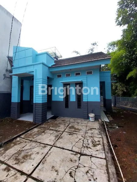 image RUMAH LOKASI STRATEGIS, LINGKUNGAN NYAMAN. SEGERA HUBUNGI! (1)