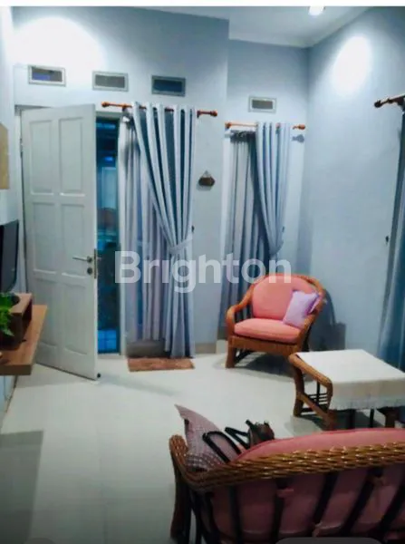 image RUMAH CANTIK  2 LANTAI SIAP HUNI LOKASI STRATEGIS DEPOK (4)