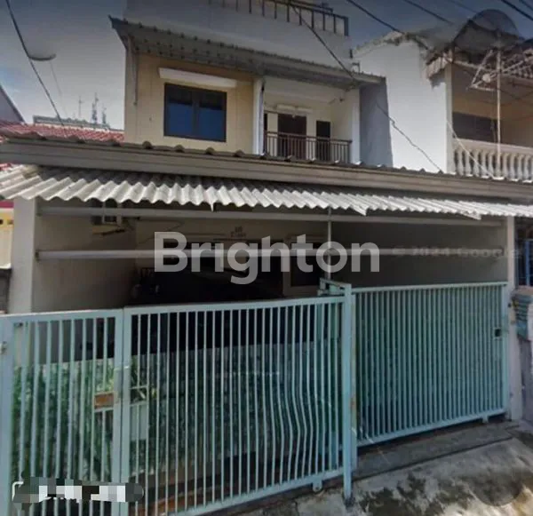 image RUMAH 2 1/2 LANTAI DI TOMANG DENGAN ROW JALAN 2 MOBIL (1)