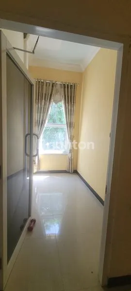 image RUKO 2.5 LANTAI LOKASI STRATEGIS TENGAH KOTA (6)