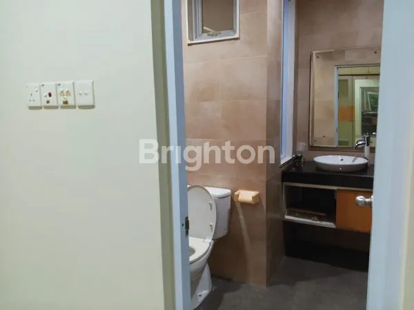 image RUMAH HOOK GAYA MINIMALIS DEKAT PUSAT DI BEVERLY BATAM CENTER (5)