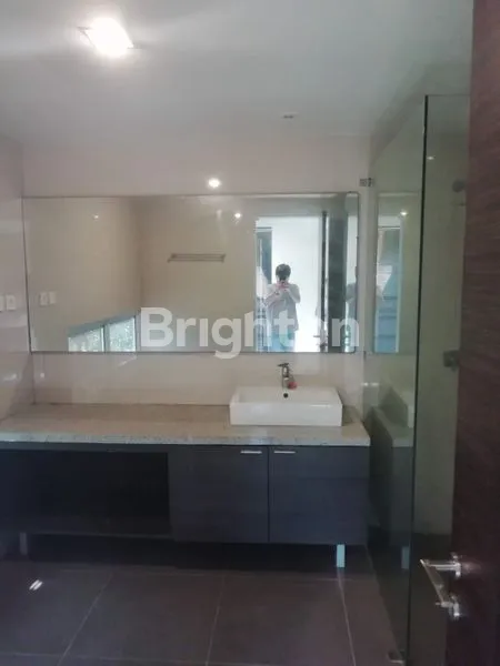 image VILLA 4BR VIEW FACING WEST TANJUNG BENOA (3)