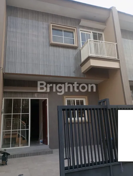 image RUMAH BARU 2 LANTAI DI MULYOSARI SURABAYA  (4)