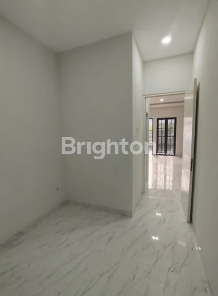 image RUMAH BARU 2 LANTAI TANPA BLUSUKAN, 100 METER DARI RAYA KENJERAN (7)