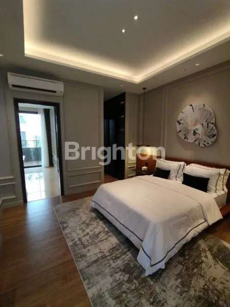 image RUMAH MEWAH DI BSD (7)