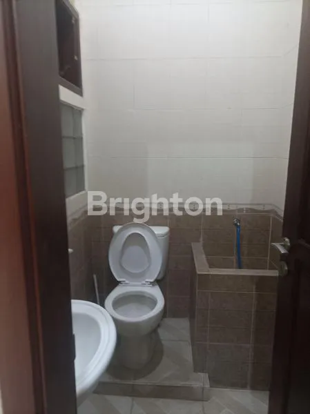 image RUMAH SIAP HUNI 2 LT  LESTI, GELORA PANCASILA - SURABAYA (5)