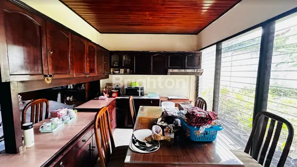 image JUAL / SEWA RUMAH STRATEGIS RAYA DHARMAHUSADA (4)