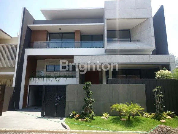 RUMAH NEW GRESS, MEWAH, BERKUALITAS DENGAN HARGA TERJANGKAU, PAKUWON INDAH