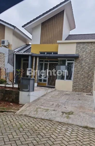 image DIJUAL CEPAT RUMAH DI METLAND TRANSYOGI  CIBUBUR (1)