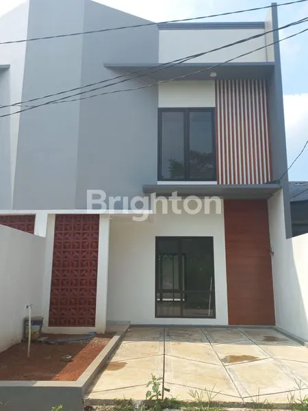 image DIJUAL RUMAH 2 LANTAI 1 MENIT DARI BSD CITY (1)
