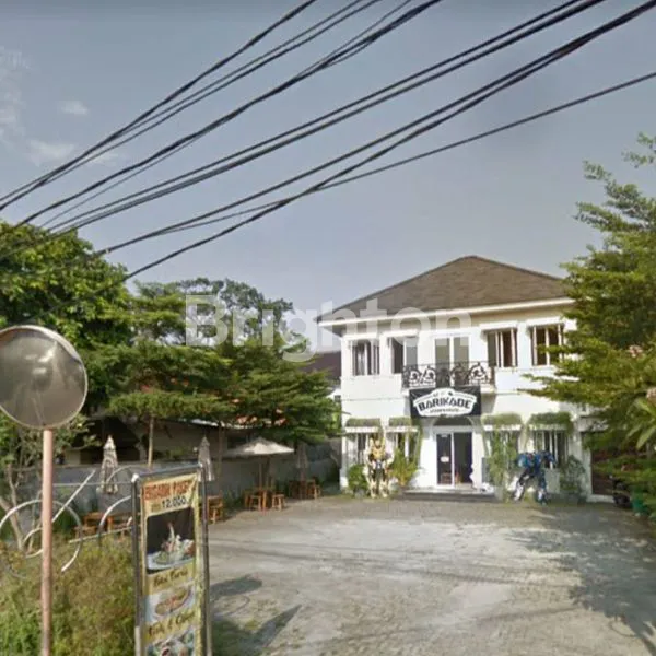 RUMAH 2 LANTAI  SIAP USAHA LOKASI STRATEGIS DI PUSAT KOTA  BEKASI