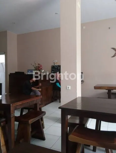 image RUMAH 2 LANTAI  SIAP USAHA LOKASI STRATEGIS DI PUSAT KOTA  BEKASI (6)