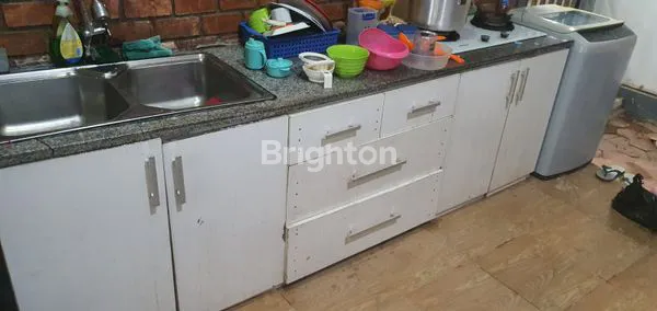 image RUMAH BAGUS TENGAH KOTA DI PUPUK DEKAT MAL BSB (3)