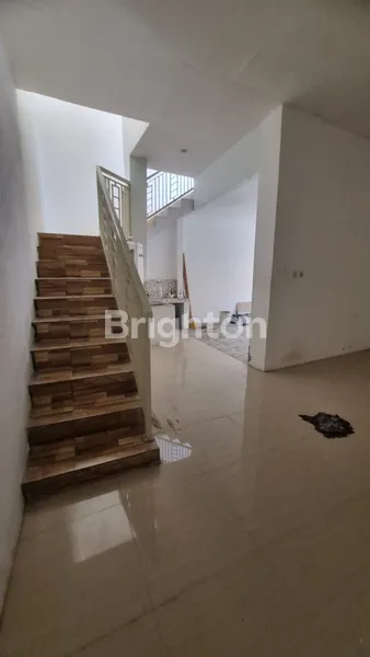 image RUMAH STRATEGIS PETEMON TIMUR (5)