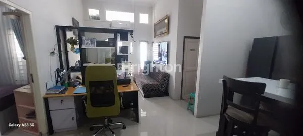 image DIJUAL RUMAH SIAP HUNI TANPA RENOVASI LHOO (2)