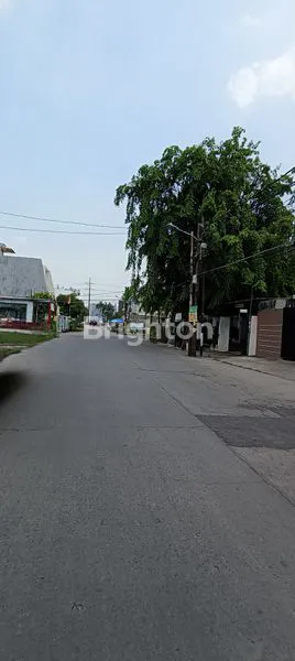 image TURUN HARGA!!!!\N\N\N RUMAH MEWAH  2 LANTAI , TAMAN RATU DEKAT TANJUNG DUREN , TIDAK BANJIR , LOKASI SANGAT STRATEGIS , BISA UNTUK USAHA/KANTOR (4)