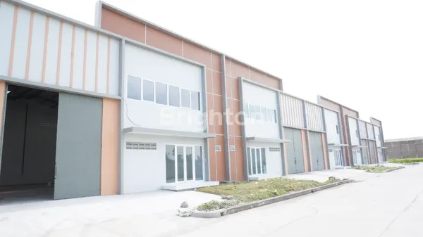 GUDANG MODERN MULTIFUNGSI LAKSANA BUSSINESS PARK 2 KAB. TANGERANG