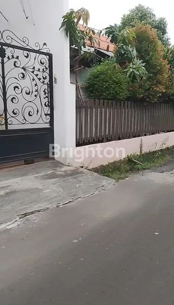 image RUMAH TUA SIAP HOOK  DI PULOASEM JAKARTA TIMUR (2)