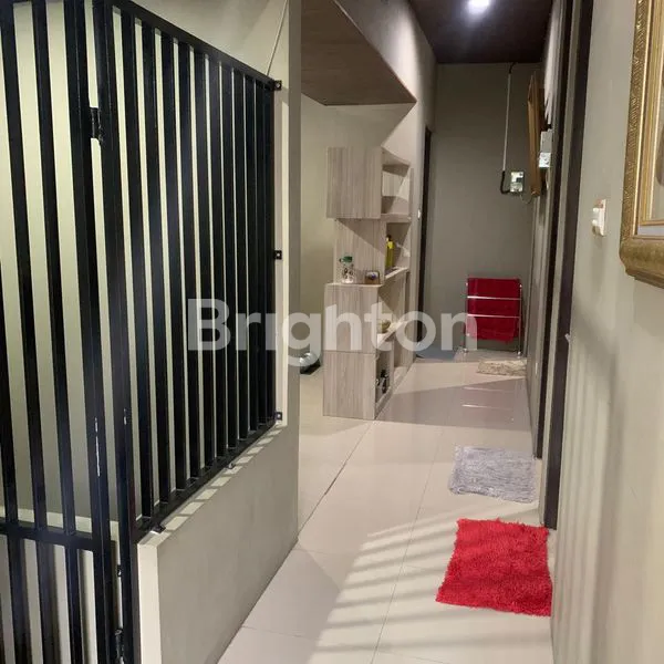 image RUMAH HOOK 2 LANTAI PLUS TOKO DAN KOST DI MENTENG ATAS SETIA BUDI JAKARTA SELATAN  (7)