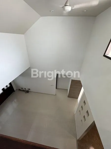 image RUMAH MEWAH DI FAJAR INDAH!! SIAP HUNI KONDISI ISTIMEWA!! MINIM RENOV!! COCOK UTK KELUARGA KECIL (7)