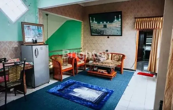 image RUMAH INDAH DAN LUAS 3 LANTAI DI SULFAT AGUNG MALANG (7)