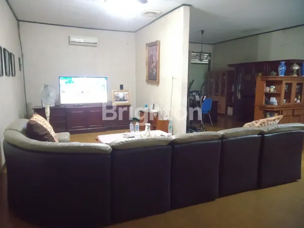 image INVESTASI MENGUNTUNGKAN, RUMAH DEKAT KAMPUS BESAR TERKENAL (5)