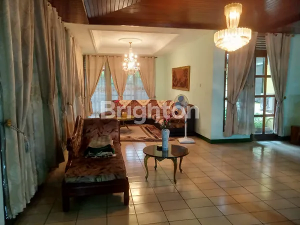 image INVESTASI MENGUNTUNGKAN, RUMAH DEKAT KAMPUS BESAR TERKENAL (7)