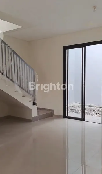 image RUMAH BARU 2 LANTAI SCANDINAVIAN DI KALIJUDAN MULYOREJO SURABAYA (6)