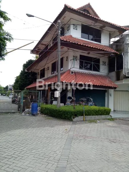 RUKO BABATAN PRATAMA HADAP JALAN RAYA