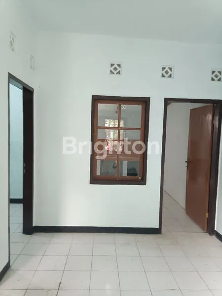 image RUMAH TYPE 84/42, UNFURNISHED, COCOK UNTUK KELUARGA  MUDA  (5)