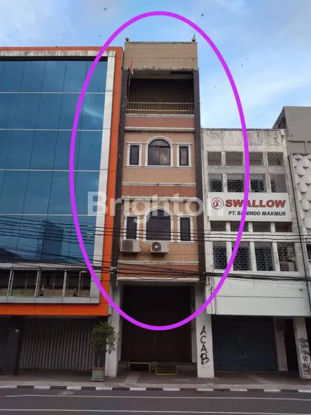 image DIJUAL RUKO 4 1/2 LANTAI GAJAH MADA (1)