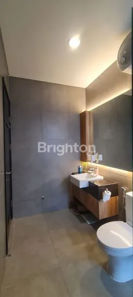 image DIJUAL RUMAH SEMI FURNISH TROPICAL MINIMALIS DI JAKARTA TIMUR (8)