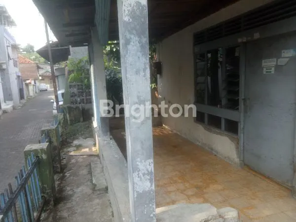 image RUMAH LAMA AREA KARIADI RANDUSARI SEMARANG (3)