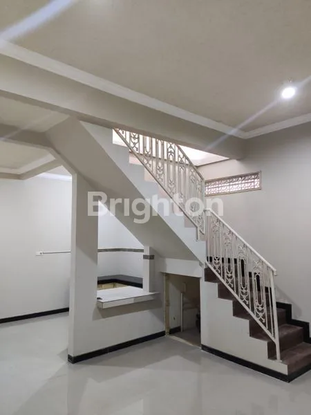 image MANUKAN SARI SURABAYA (2)