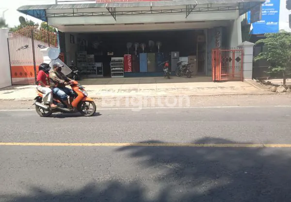 TOKO, RUMAH DAN GUDANG LUAS DI TANGGUL JEMBER MURAH