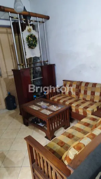 image RUMAH TUA MINIMALIS LOKASI STRATEGIS JAKARTA BARAT (3)