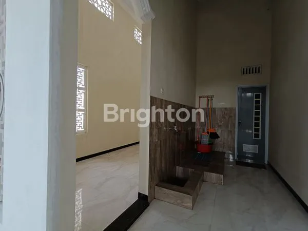 image DISEWAKAN UNTUK KANTOR, CAFFE/RESTO (8)