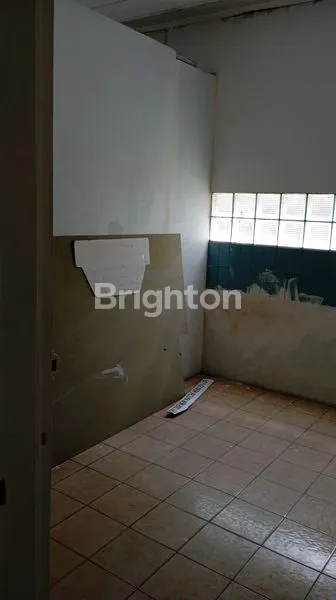 image DISEWAKAN RUANG USAHA DI MAINROAD JL. GATOT SUBROTO, BANDUNG (7)