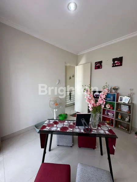 image RUMAH 0 JALAN UTAMA PURI SAFIRA (6)