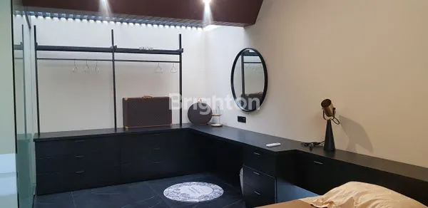 image RUMAH NEW GRESS, MEWAH, BERKUALITAS DENGAN HARGA TERJANGKAU, PAKUWON INDAH (5)