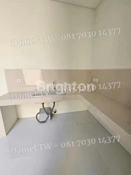 image TERMURAH SEWA CITRALAND DEPAN DISTRICT 9 MINIMALIS 2 LANTAI SIAP HUNI SURABAYA BARAT (5)